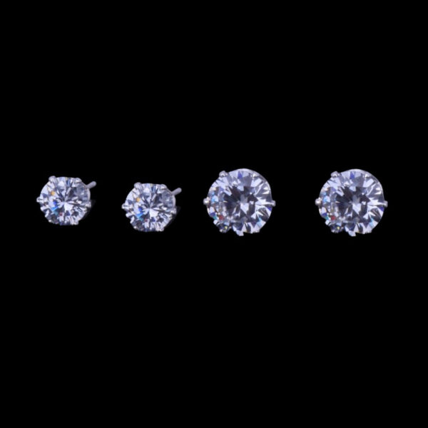 6MM-8MM VVS Shine Round Diamond Push Back Iced Out Diamond Stud Earrings