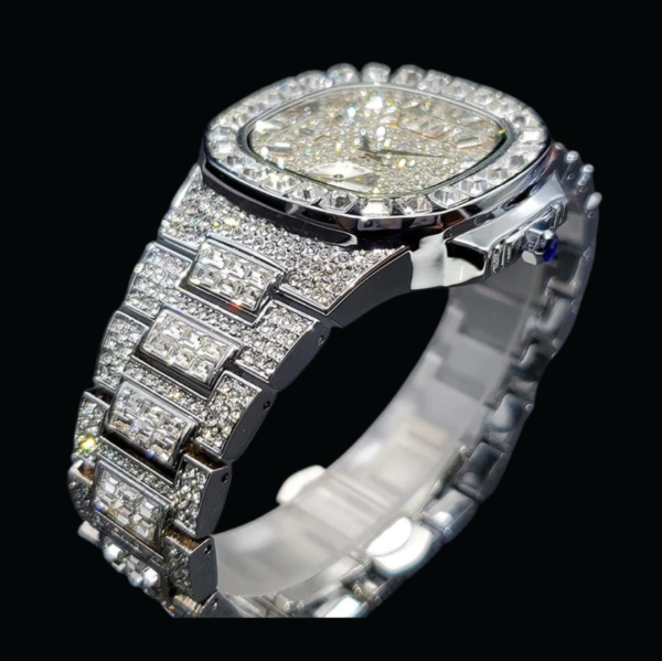 Luxury Date Special Minute Hand Iced Out Diamond Watch